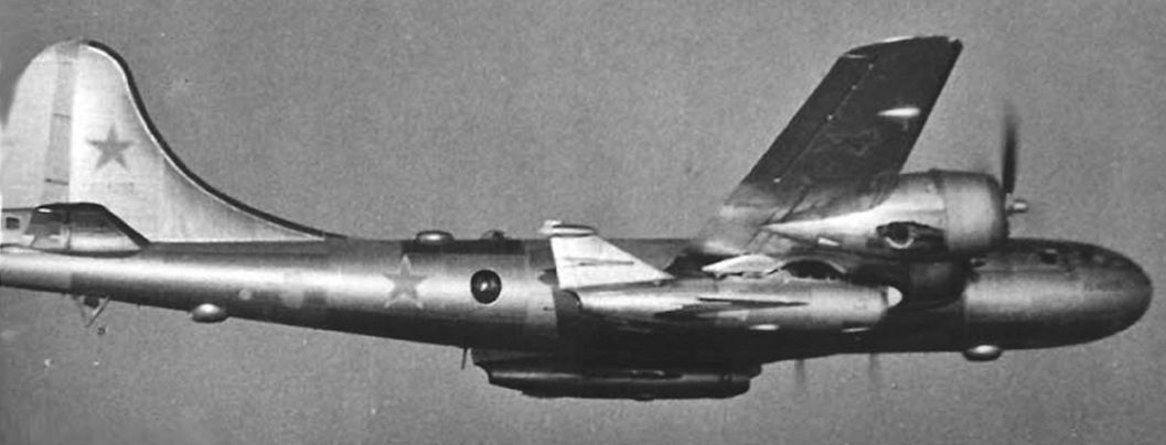 A KS-1 Komet Anti-Ship Missile under the wings of a Tu-4 Bull.